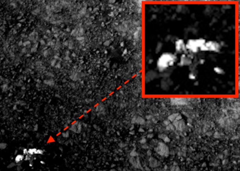 UFO1048.jpg